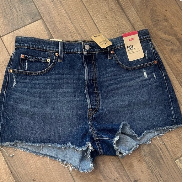 Levi's Women's Dark Blue Jean Shorts - Picture 1 of 8